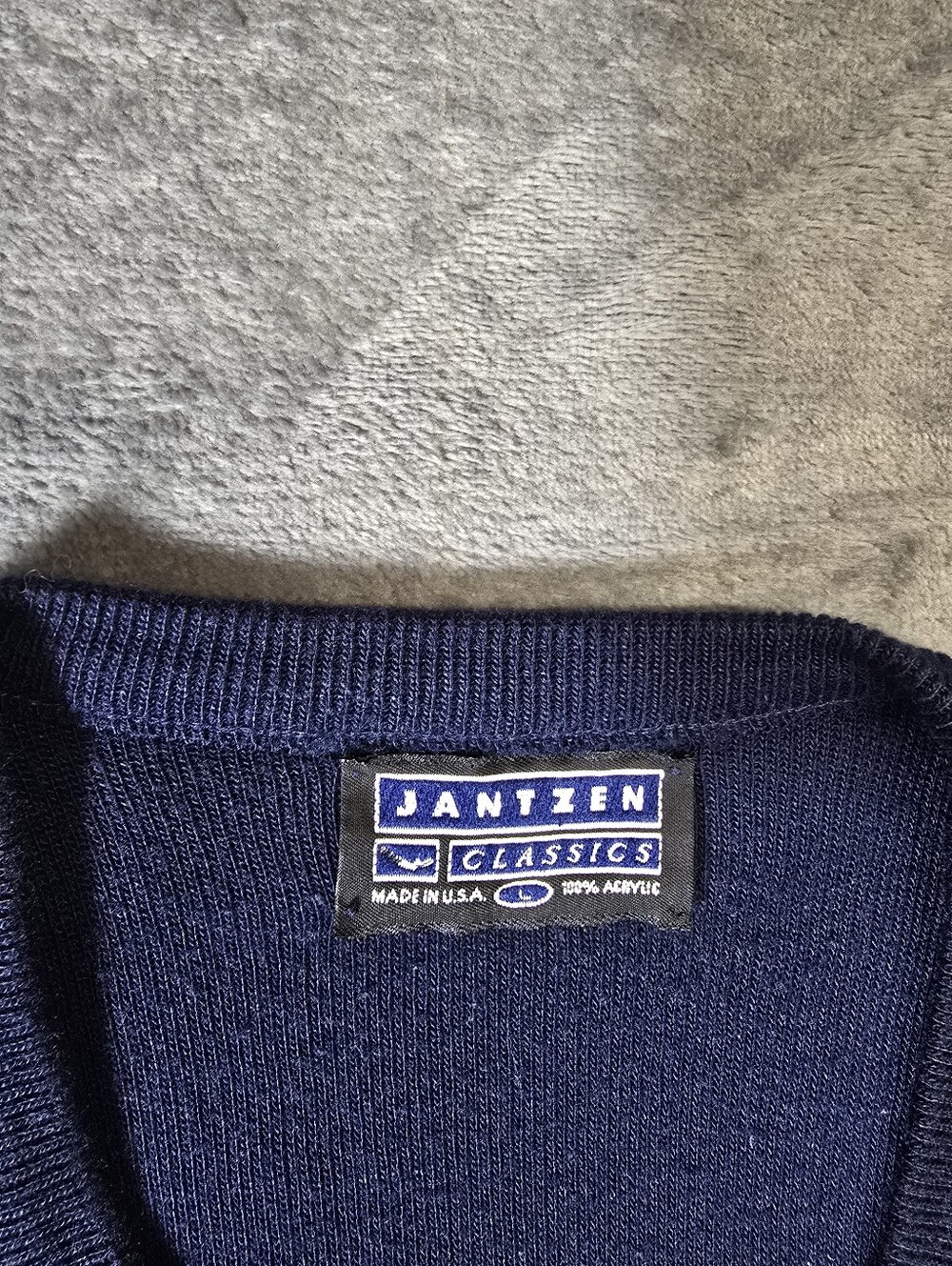 Vintage Jantzen Classic Sweater Vest Size Large Made In USA Navy